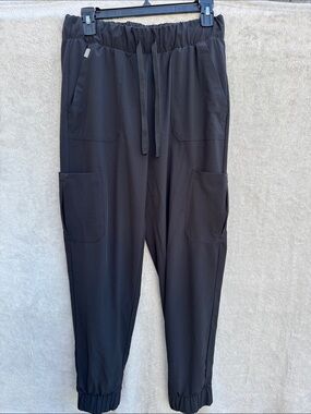 Hanes Cargo Jogger scrub pants size medium